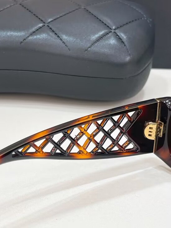 Chanel Tortoise Sunglasses with Lattice Temples & CC Logo main image 4